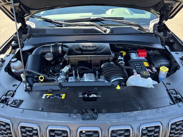 Used 2024 Jeep Compass Trailhawk image 33