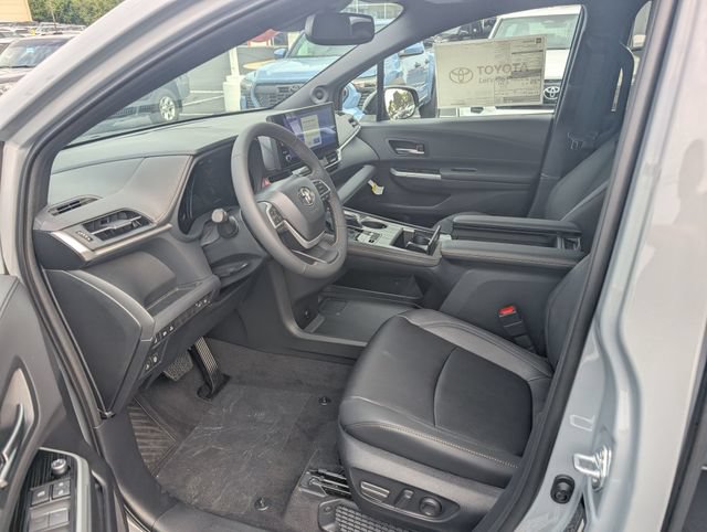 New 2026 Toyota Sienna XLE Woodland Edition AWD/4WD image 12