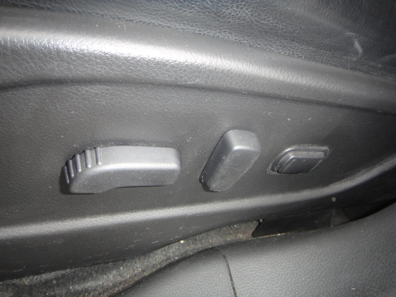 Used 2014 Nissan Murano LE w/ Platinum Edition Package image 12