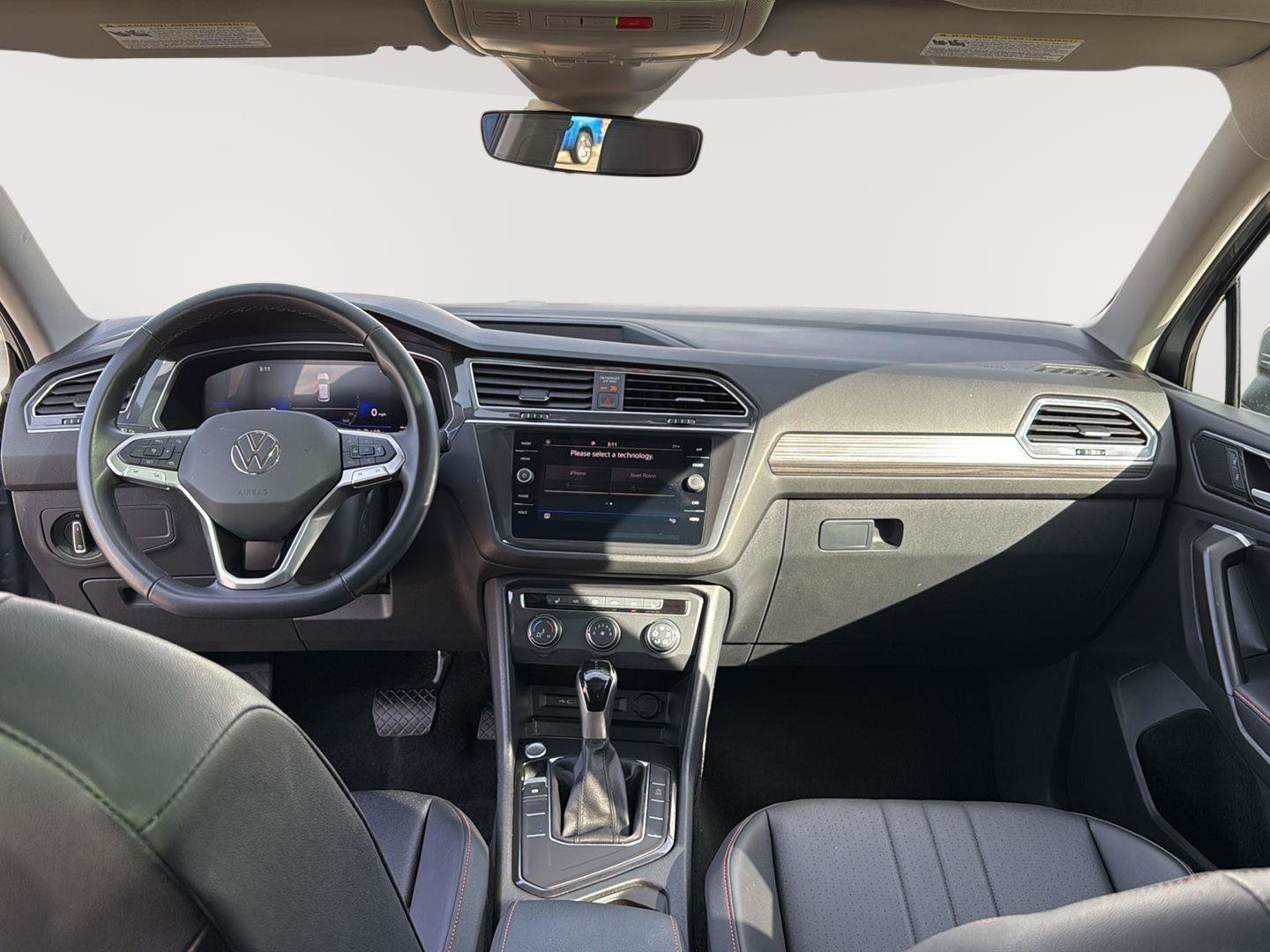 Used 2024 Volkswagen Tiguan Wolfsburg Edition image 24