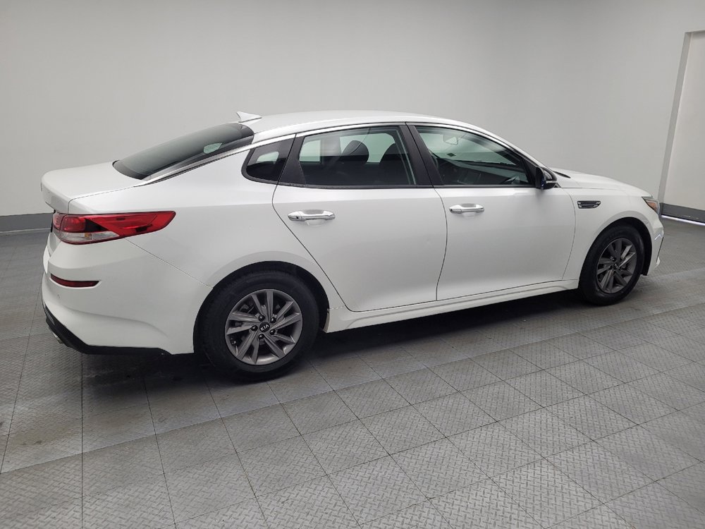 Used 2020 Kia Optima LX image 10