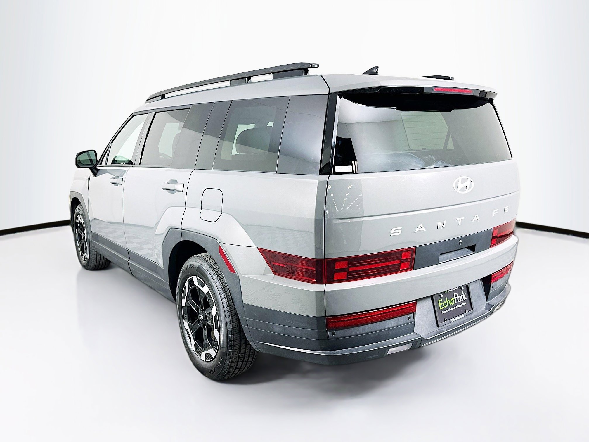 Used 2024 Hyundai Santa Fe SEL image 5