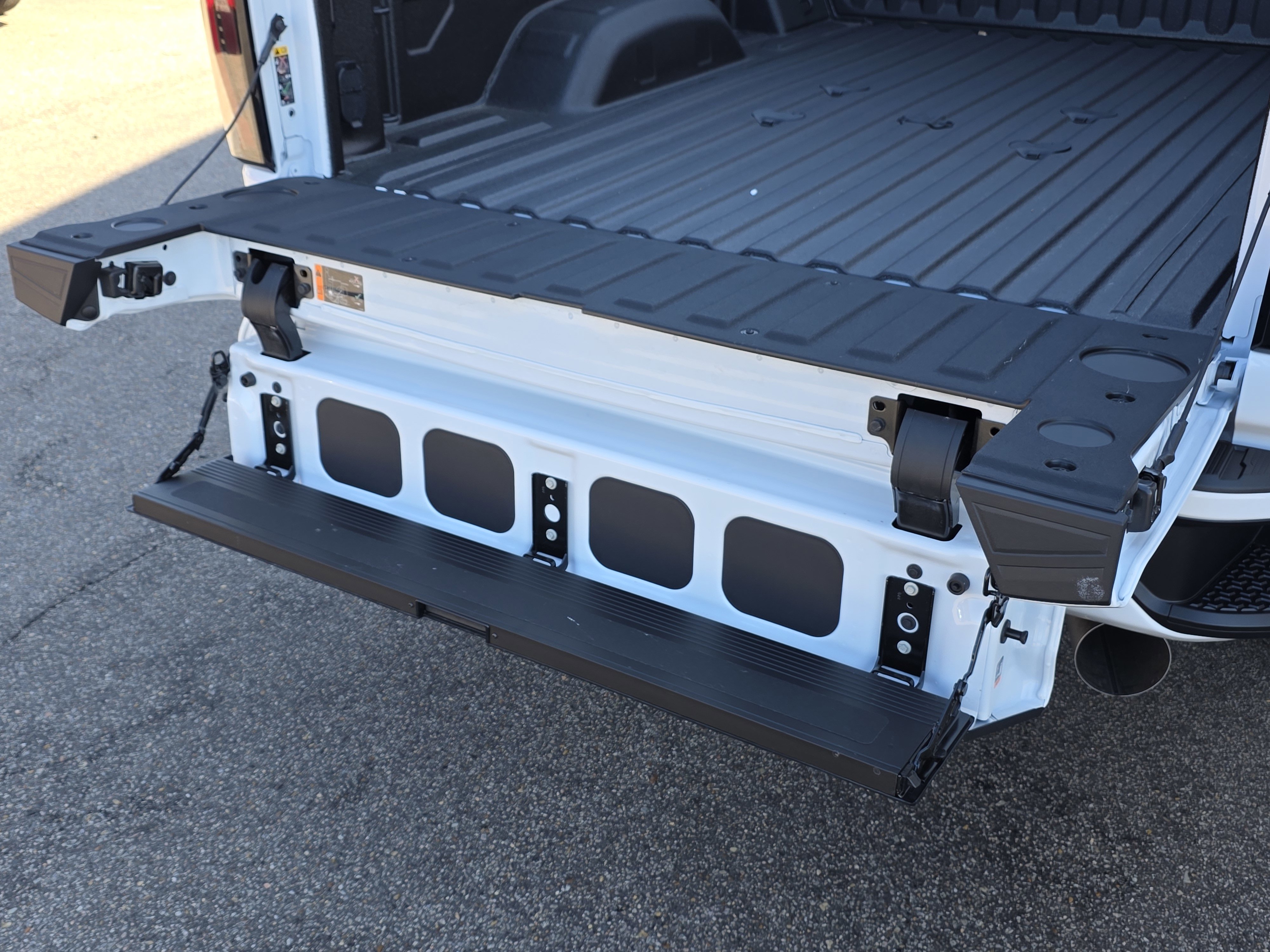 New 2026 GMC Sierra 2500 AT4 w/ AT4 Premium Plus Package image 36