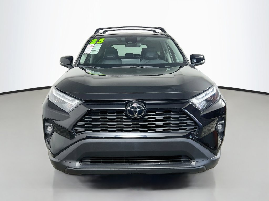 Used 2025 Toyota RAV4 XLE Premium FWD image 8