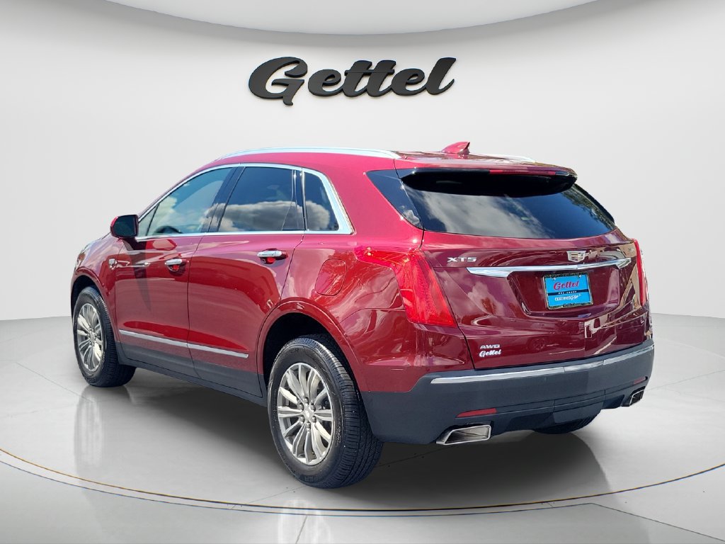 Used 2017 Cadillac XT5 Luxury w/ Driver Awareness Package AWD/4WD image 7