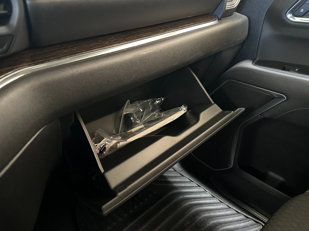 Used 2023 GMC Sierra 1500 SLE image 30