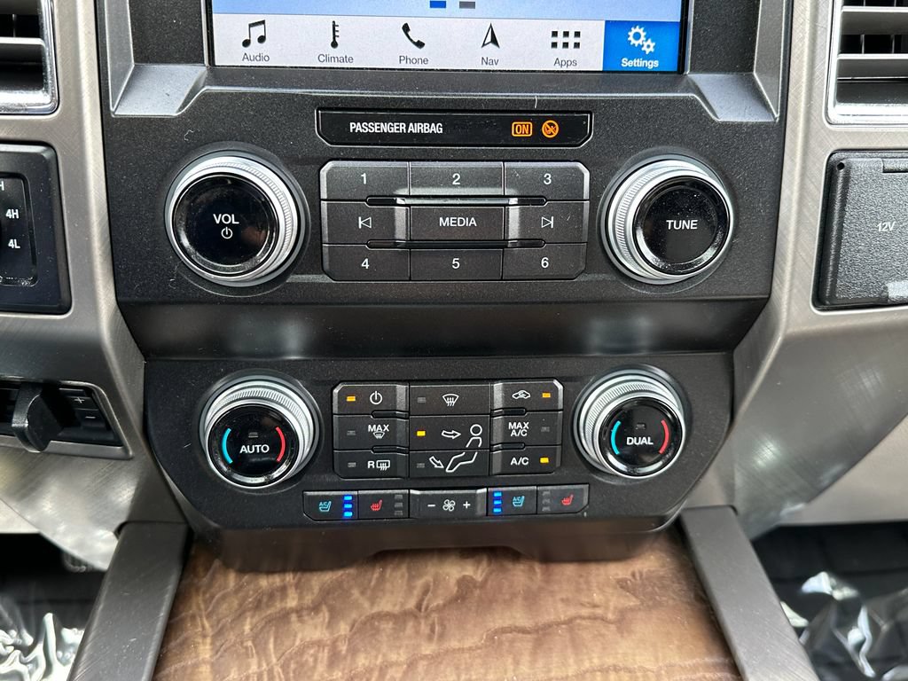 Used 2019 Ford F350 Limited AWD/4WD image 31