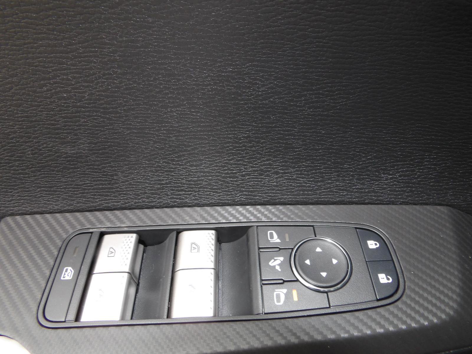 New 2026 Mitsubishi Outlander SE AWD/4WD image 19