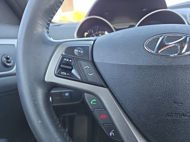 Used 2016 Hyundai Veloster w/ Option Group 02 image 17