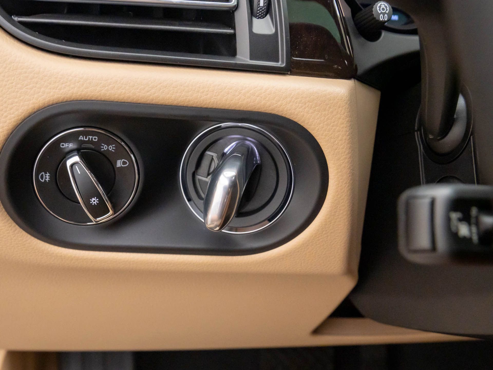 Certified 2026 Porsche Macan image 21