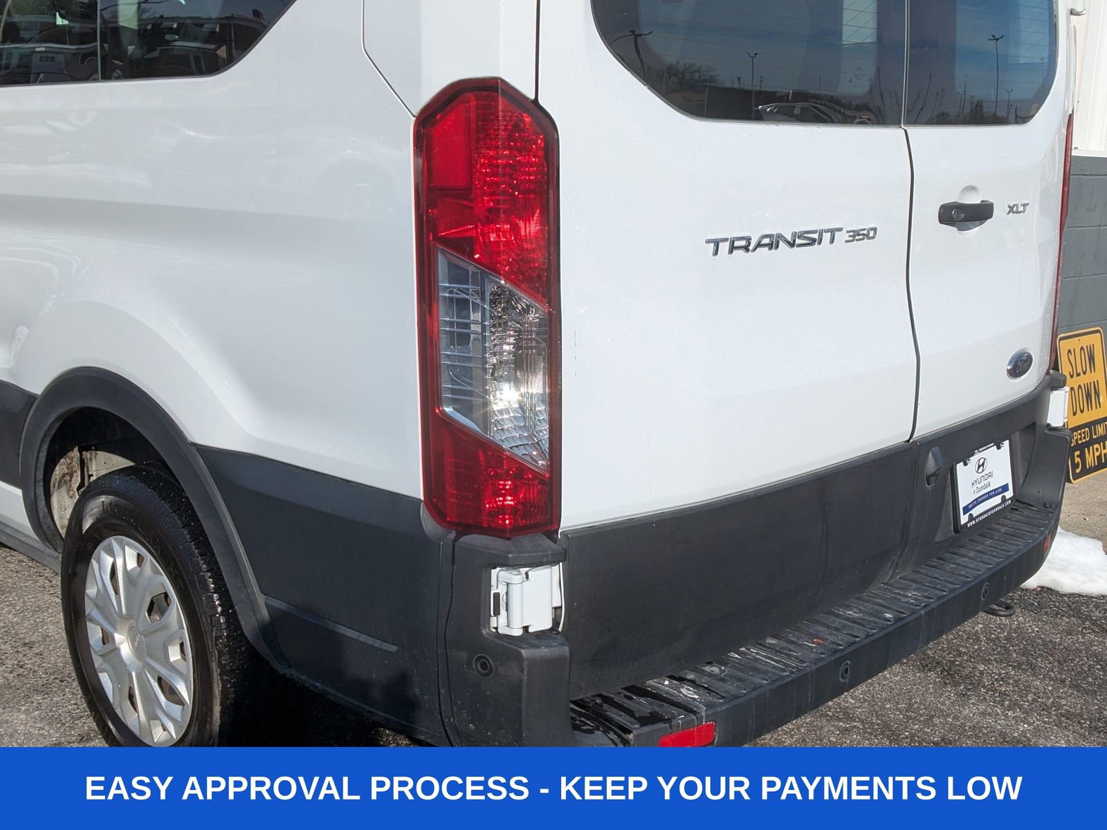 Used 2022 Ford Transit 350 XLT image 5