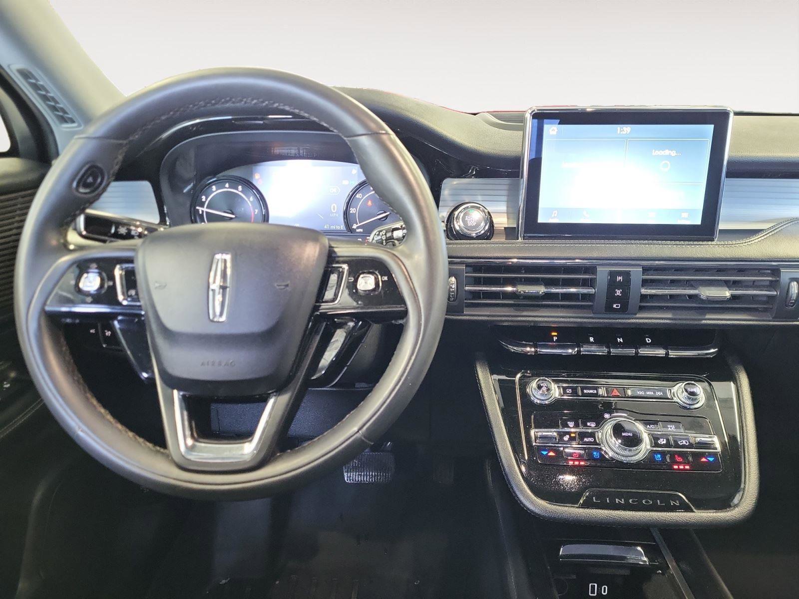 Used 2022 Lincoln Corsair Standard w/ Equipment Group 101A image 13