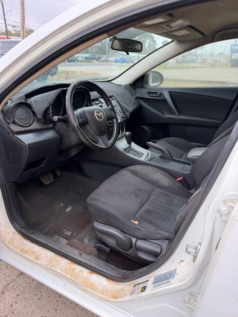 Used 2010 MAZDA MAZDA3 i Sport image 12