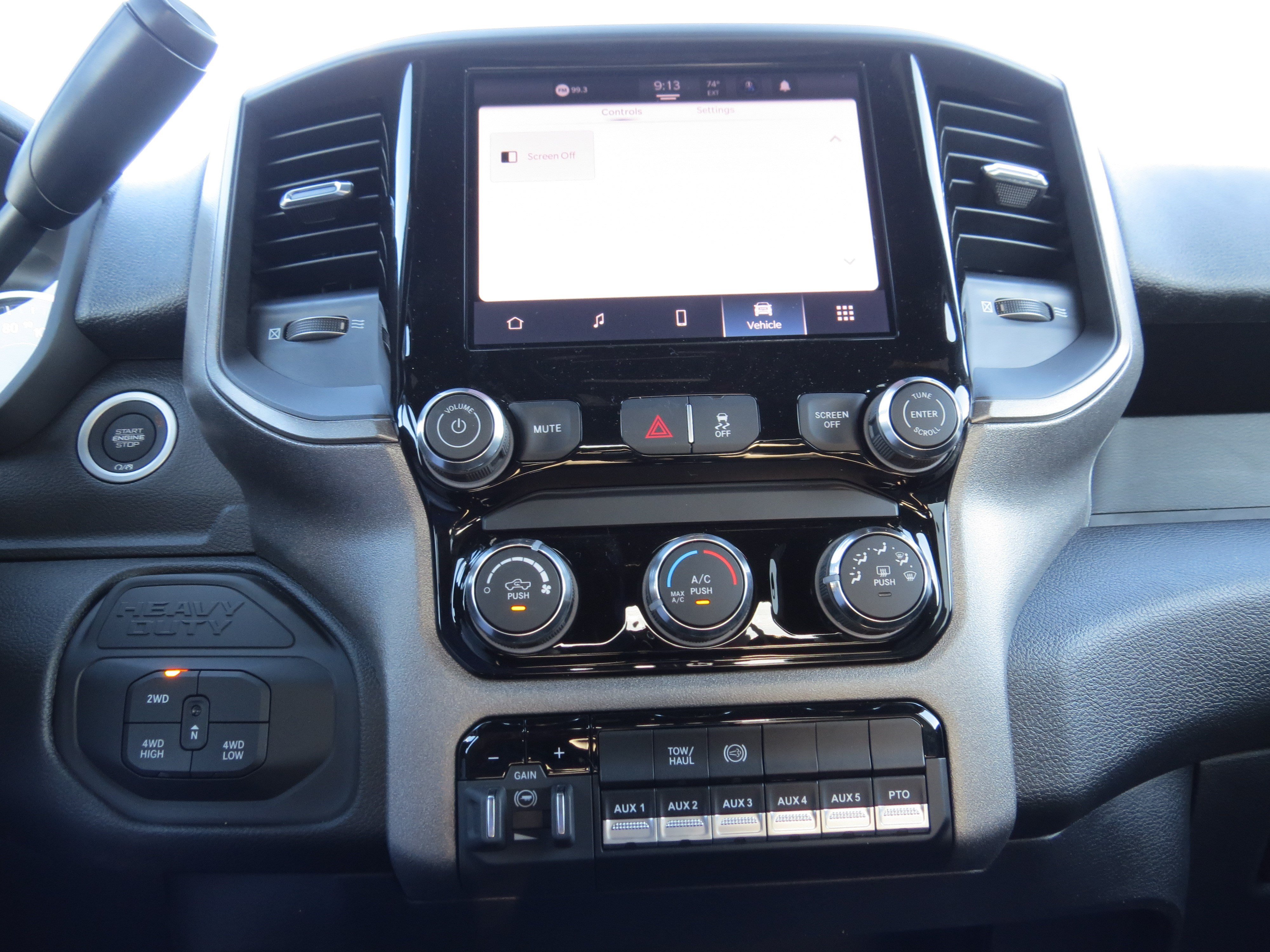 New 2026 RAM 3500 Tradesman w/ Chrome Appearance Group AWD/4WD image 25