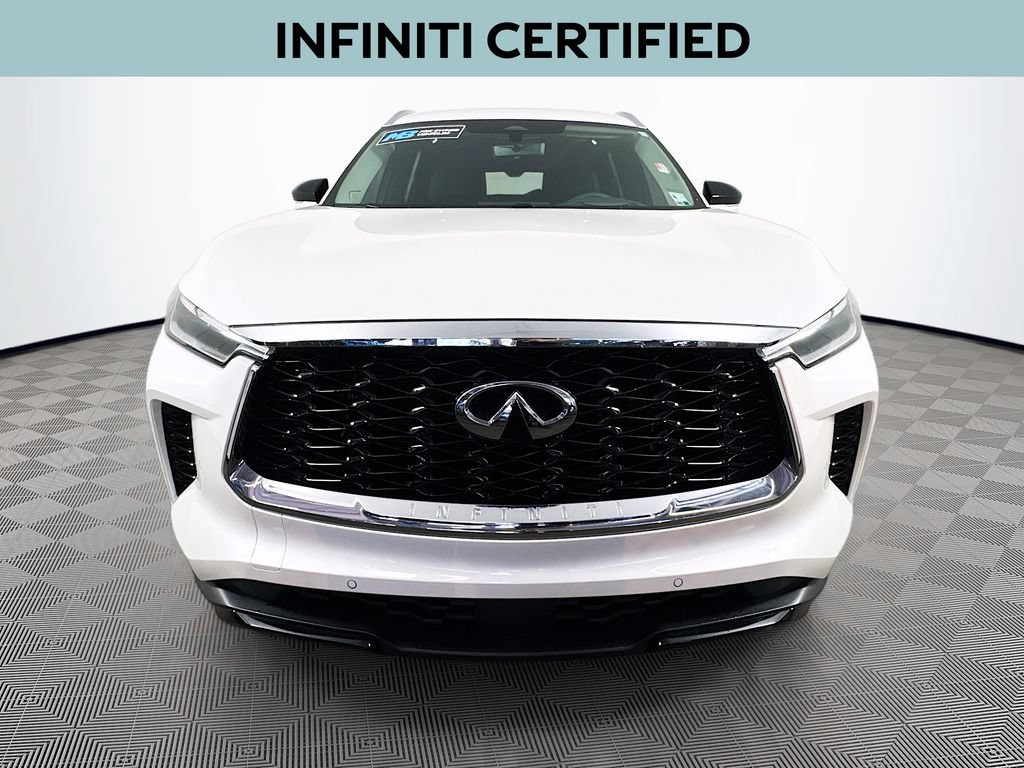 Certified 2023 INFINITI QX60 Luxe w/ Vision Package FWD image 2