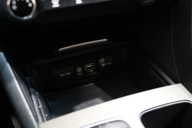 Used 2020 Kia Optima LX FWD image 29
