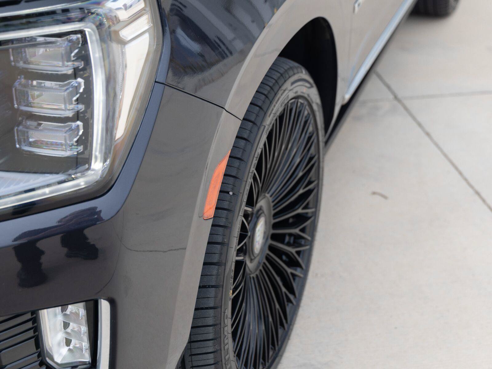 Used 2023 GMC Yukon Denali w/ Denali Reserve Package AWD/4WD image 14