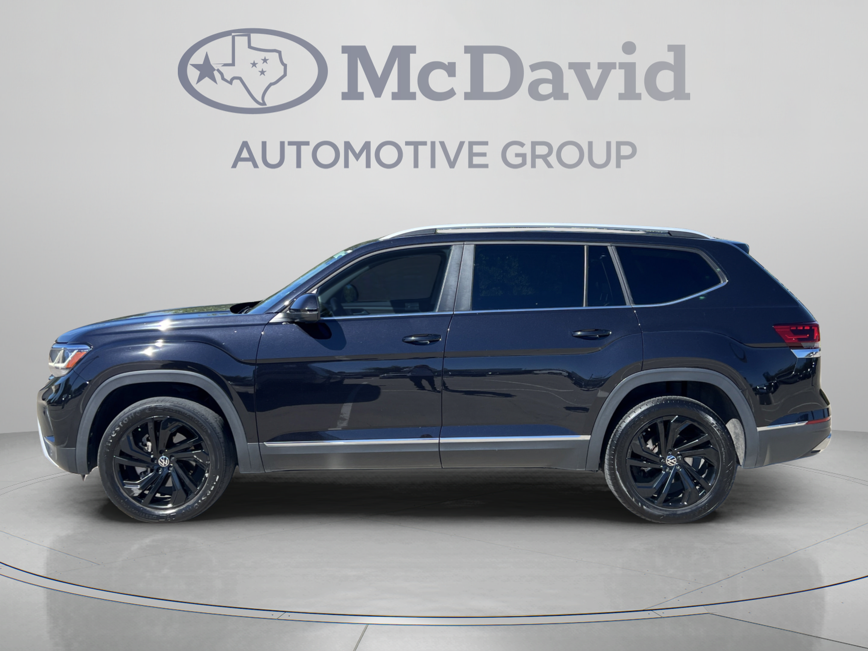 Used 2021 Volkswagen Atlas SEL FWD image 4