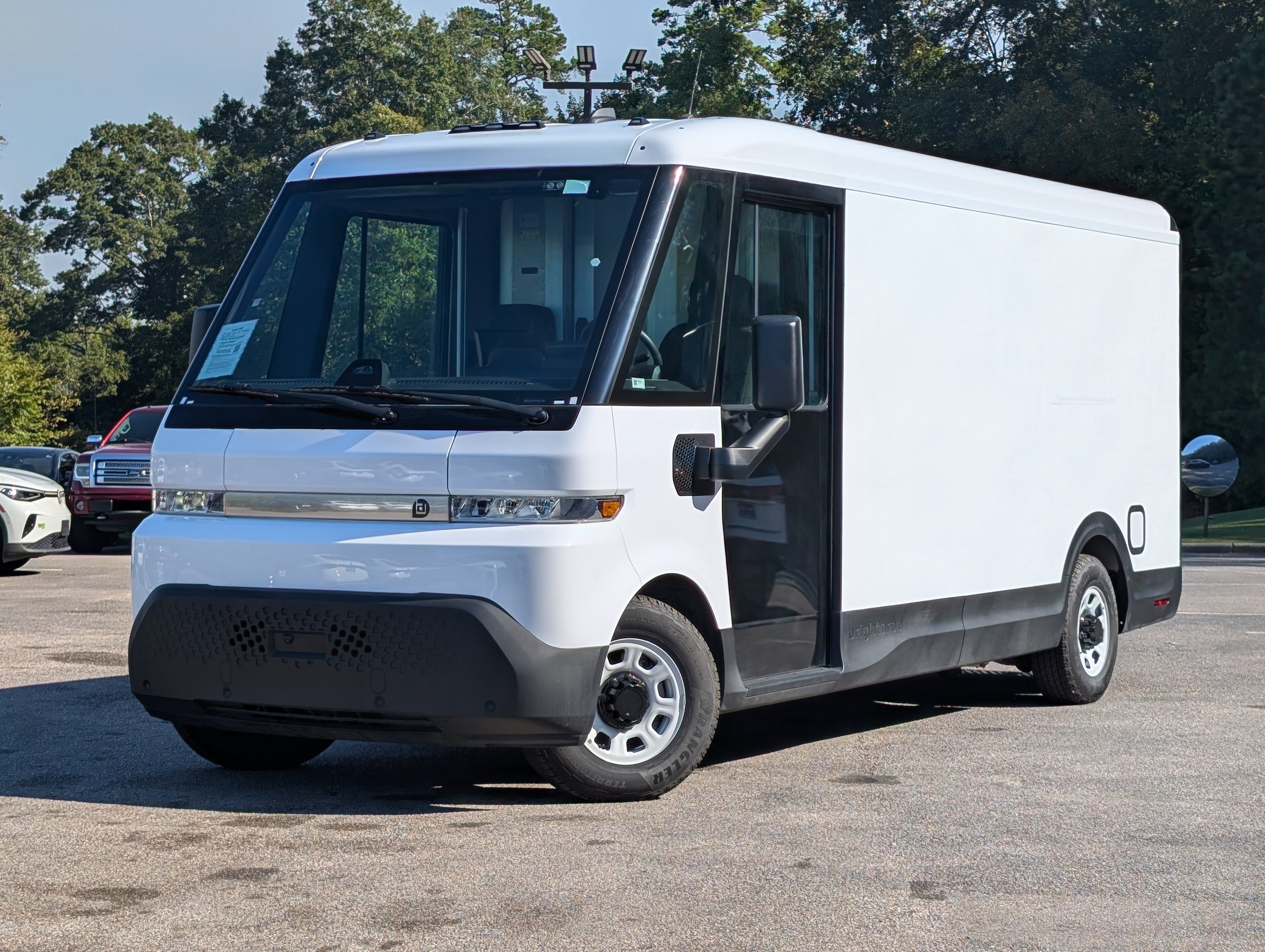 Used 2024 Chevrolet Brightdrop 600 w/ Commercial Equipment Package AWD/4WD image 4