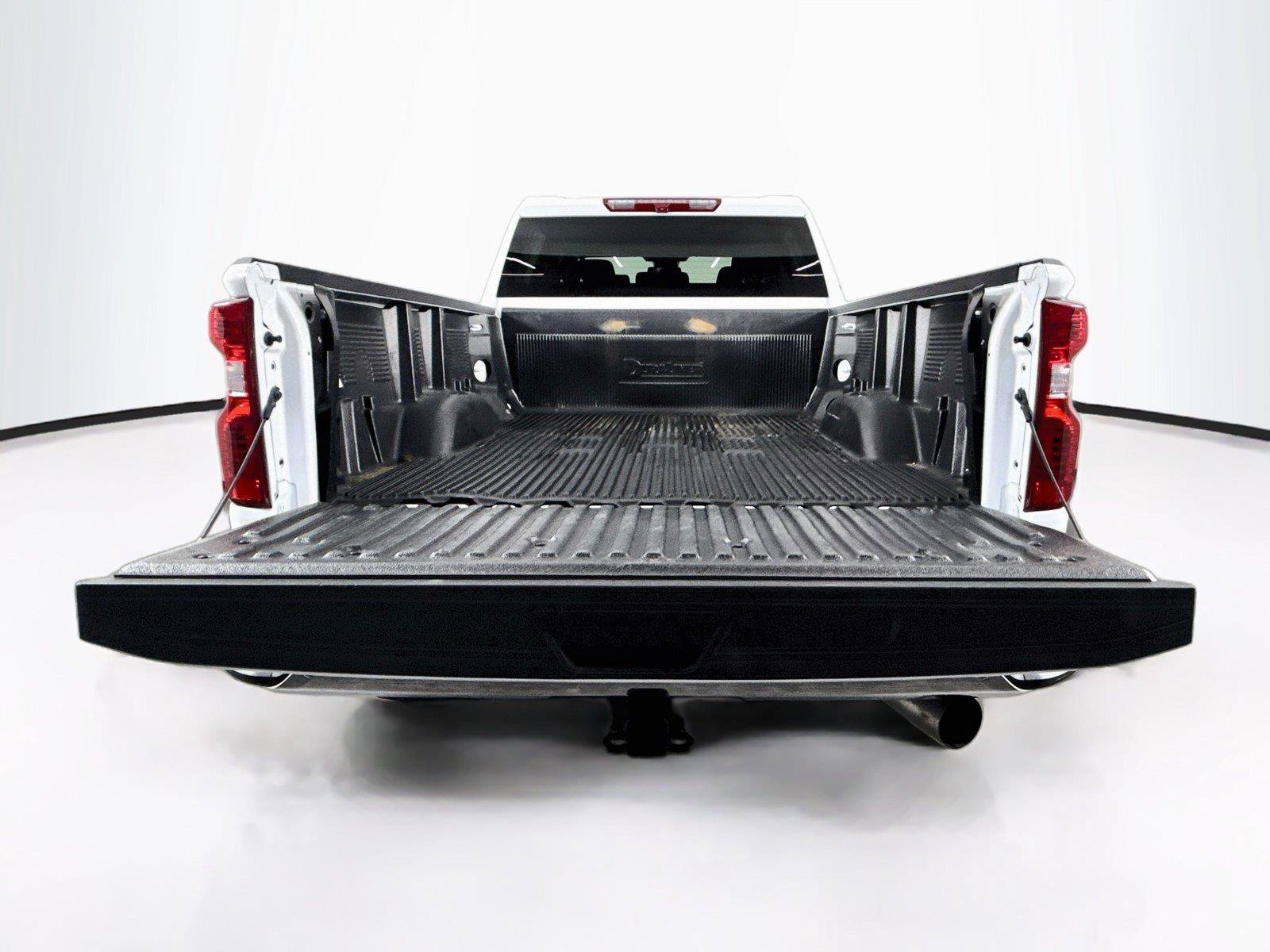 Used 2025 Chevrolet Silverado 3500 LT w/ Safety Package AWD/4WD image 35