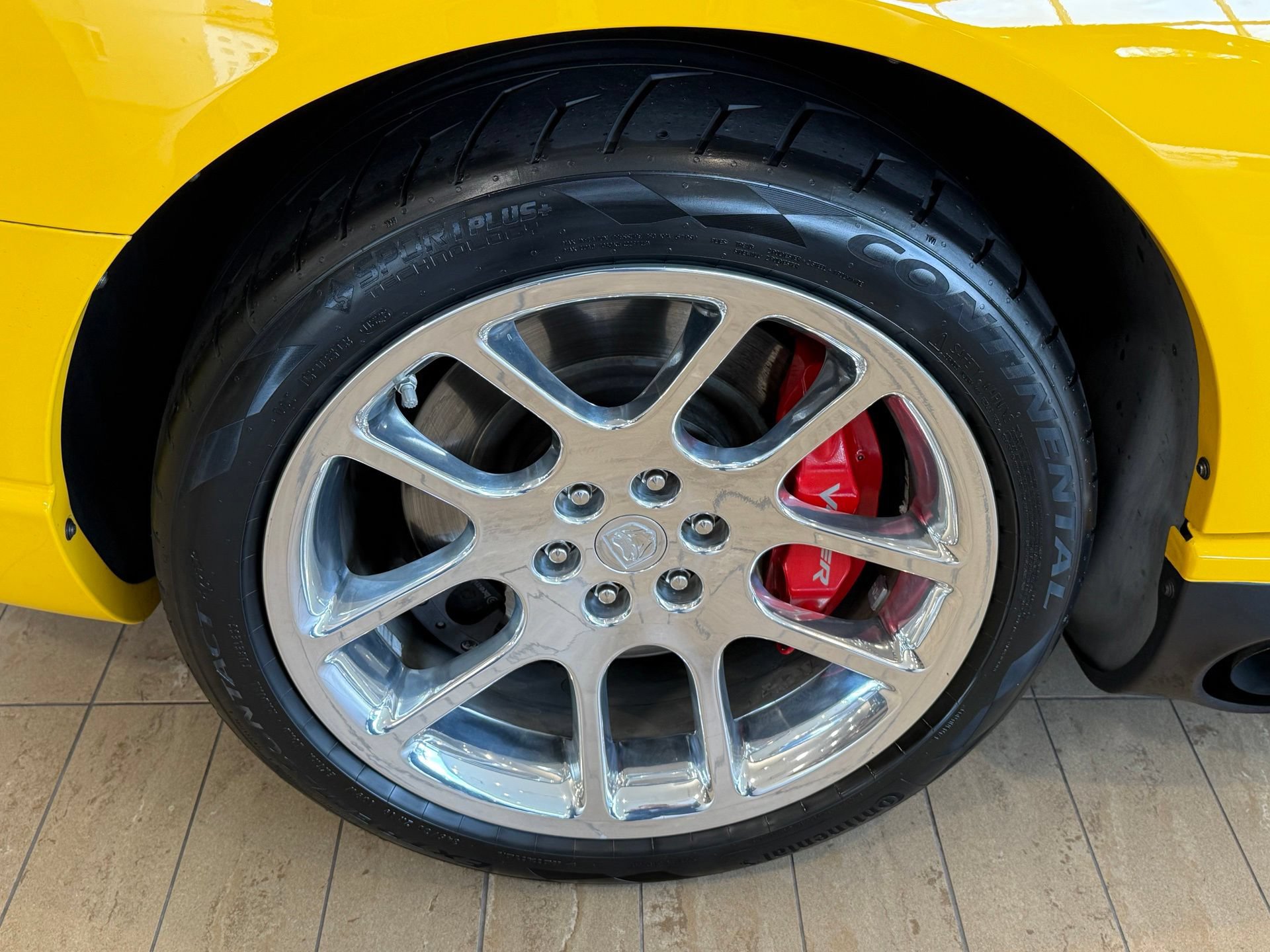 Used 2005 Dodge Viper SRT-10 RWD image 39