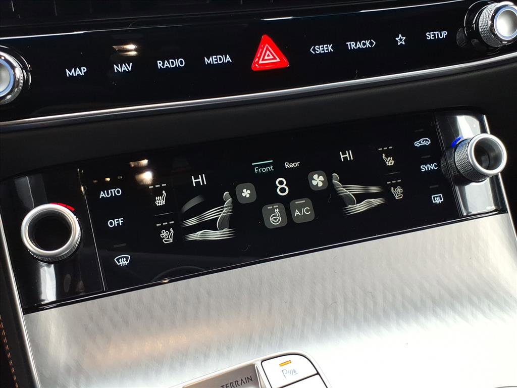 New 2026 Genesis GV70 2.5T Sport Prestige image 7