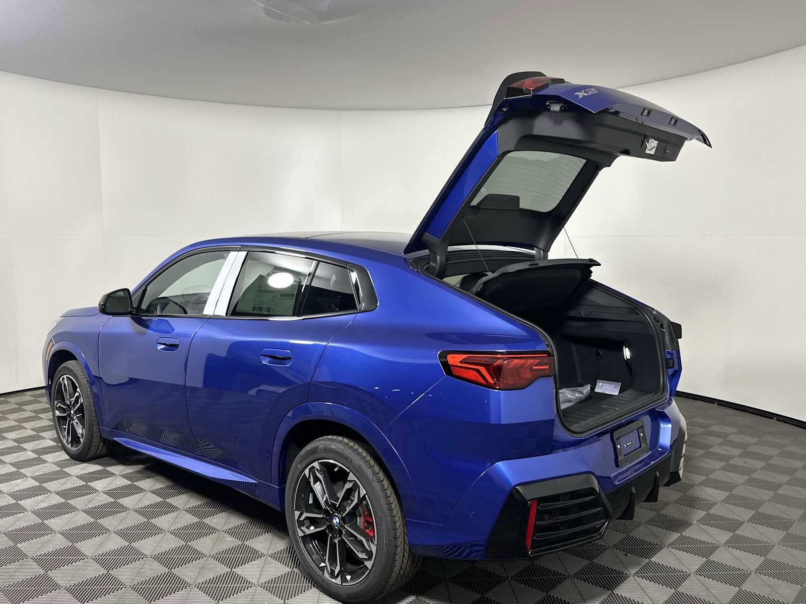 New 2026 BMW X2 xDrive28i w/ M Sport Package image 19