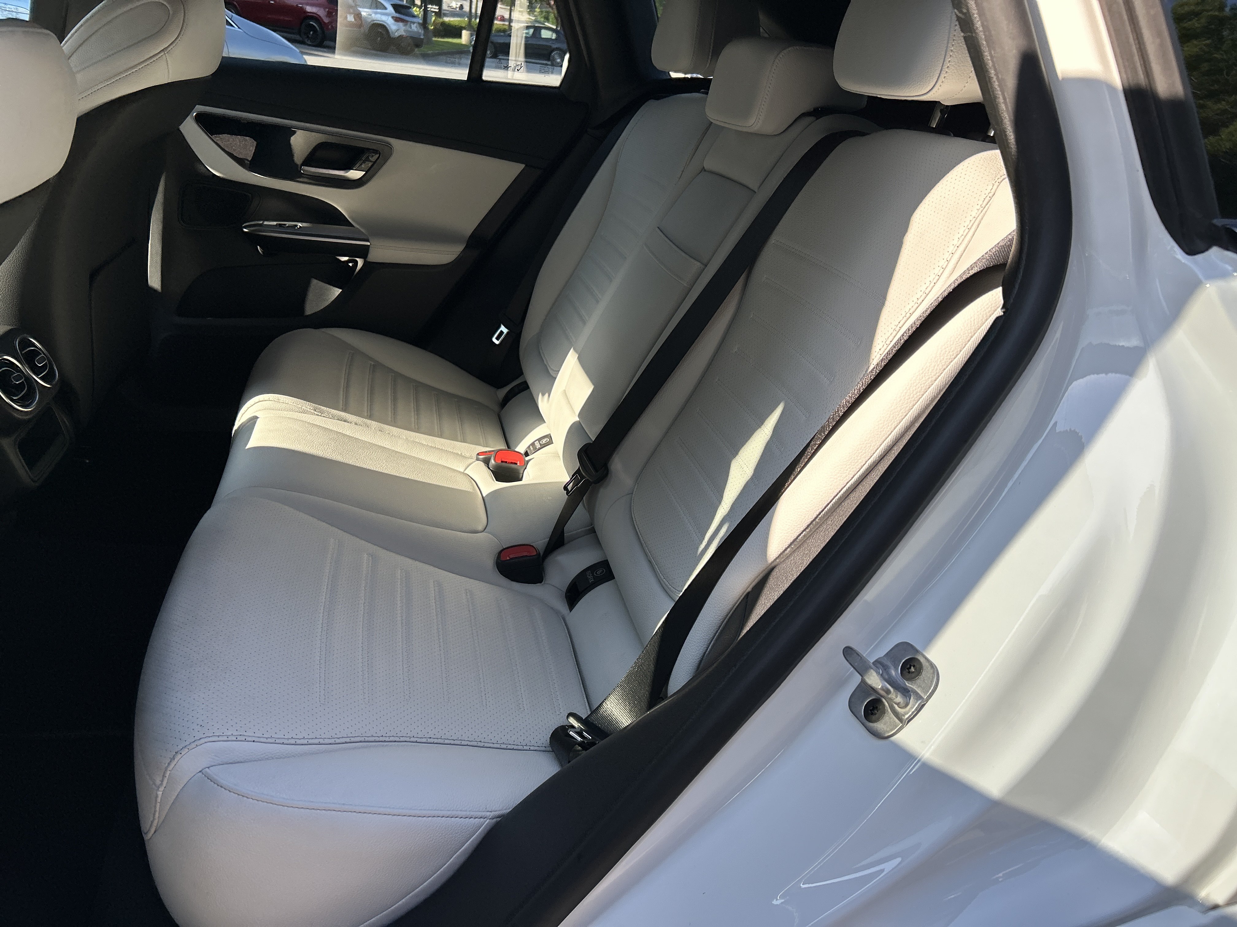 Certified 2024 Mercedes-Benz GLC 300 4MATIC w/ AMG Line image 40