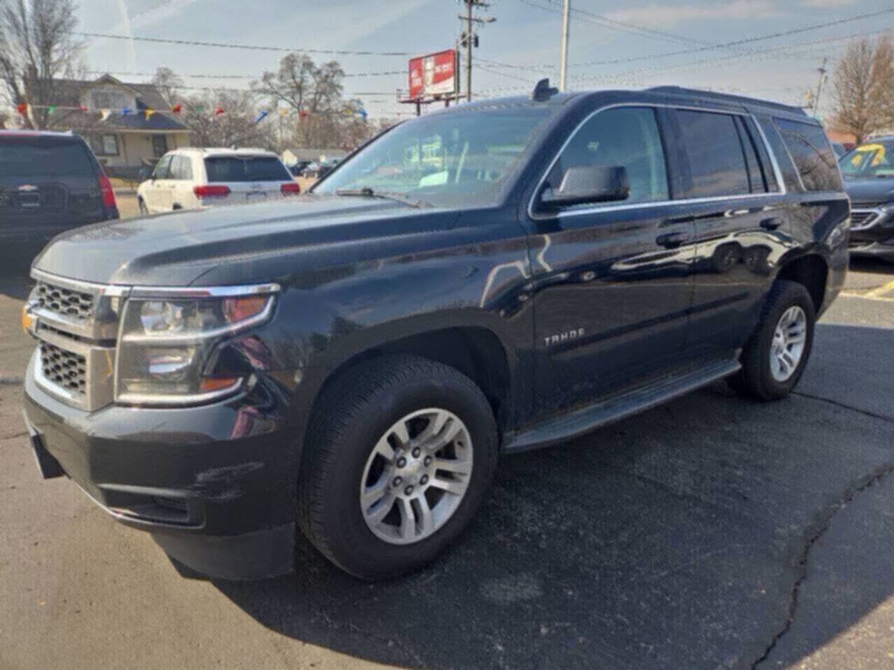 Used 2017 Chevrolet Tahoe LT AWD/4WD image 2