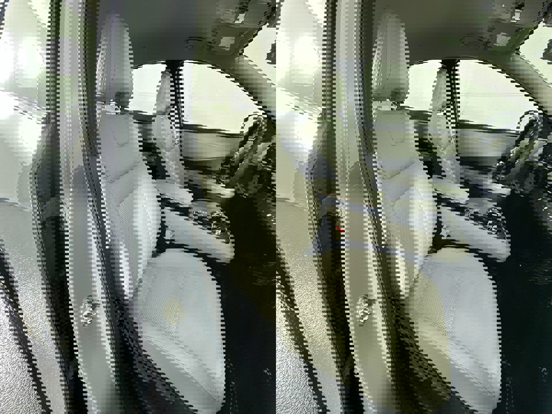 Certified 2024 Nissan Ariya AWD image 31