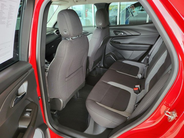Used 2026 Chevrolet TrailBlazer LT w/ Convenience Package AWD/4WD image 11