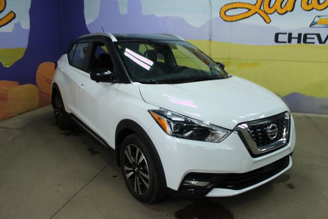Used 2020 Nissan Kicks SR w/ SR Premium Package image 4