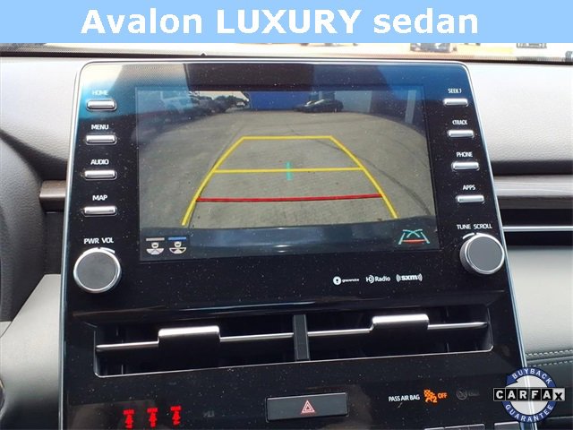 Used 2019 Toyota Avalon XLE image 26
