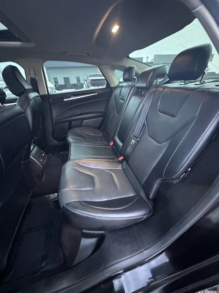 Used 2020 Ford Fusion Titanium image 44