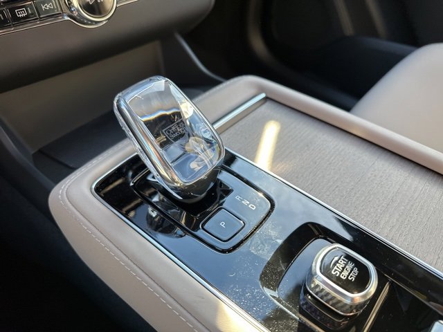 New 2026 Volvo XC90 B5 Plus image 14