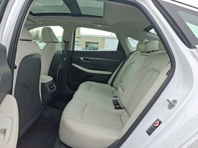 Certified 2023 Hyundai Sonata Limited w/ Cargo Package image 10