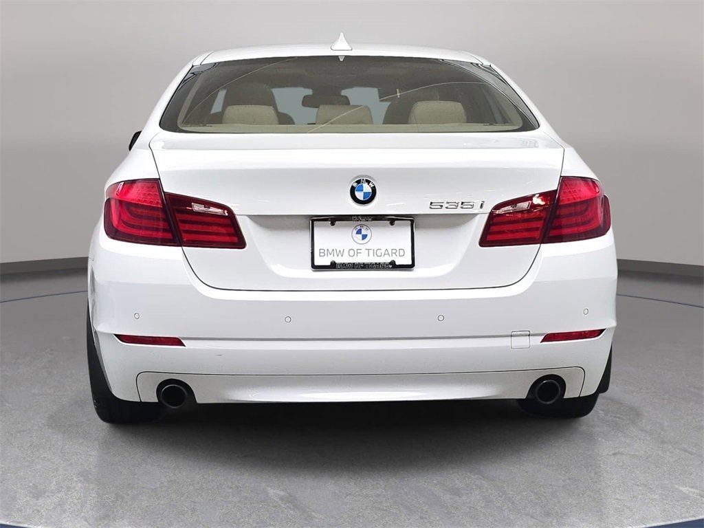 Used 2011 BMW 535i xDrive Sedan image 6