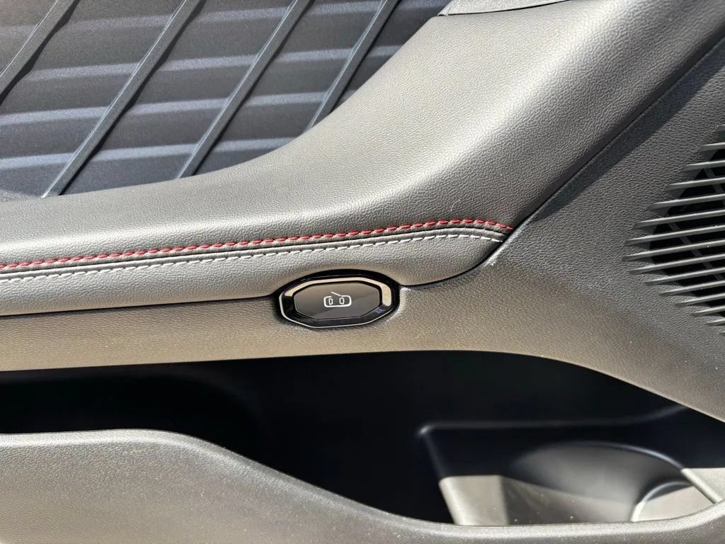 New 2026 Dodge Charger R/T AWD/4WD image 24