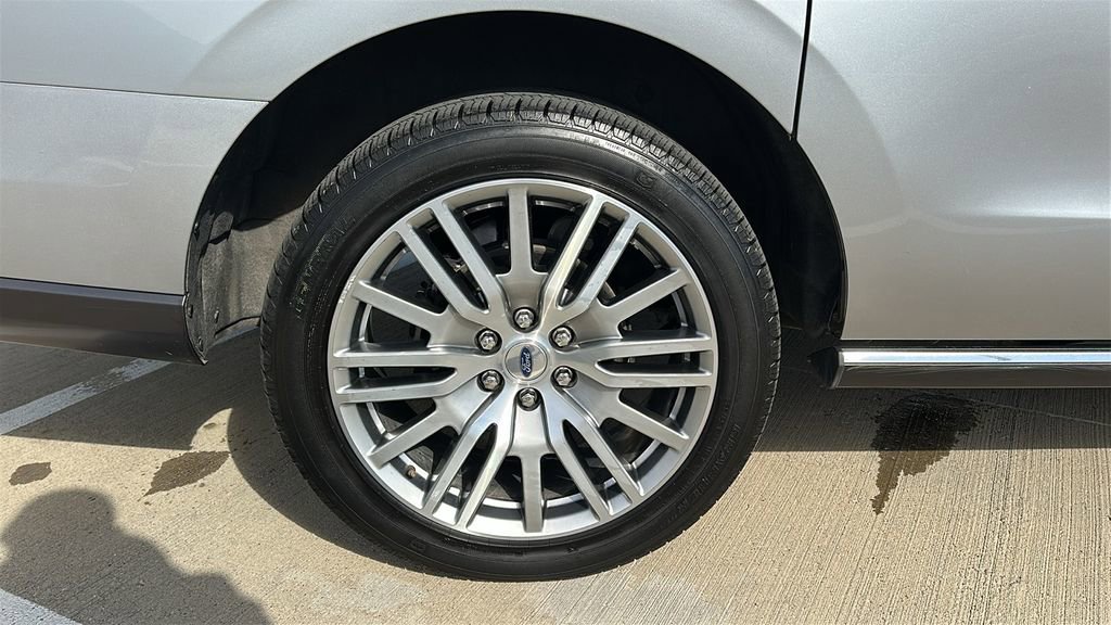 Used 2024 Ford Expedition Max Limited image 18