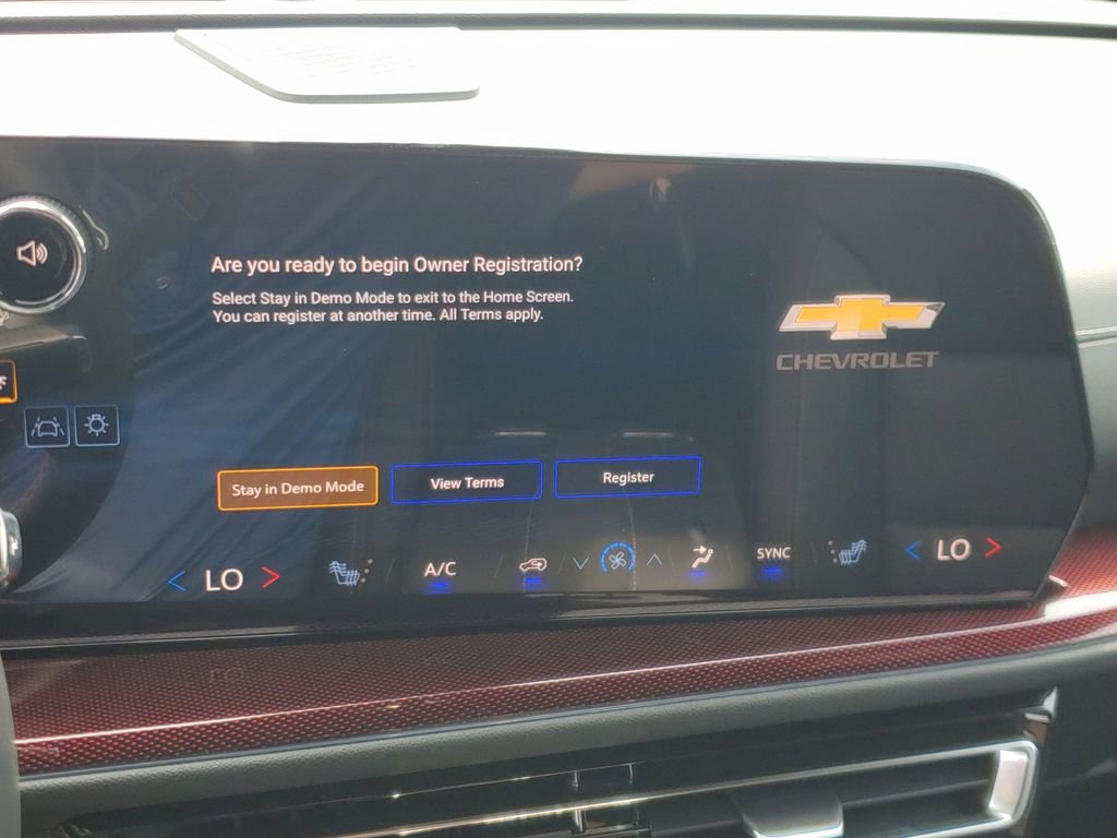 New 2026 Chevrolet Traverse Z71 w/ Enhanced Driving Package AWD/4WD image 27