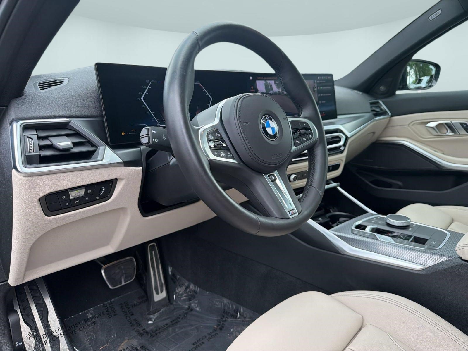 Used 2023 BMW M340i RWD image 4