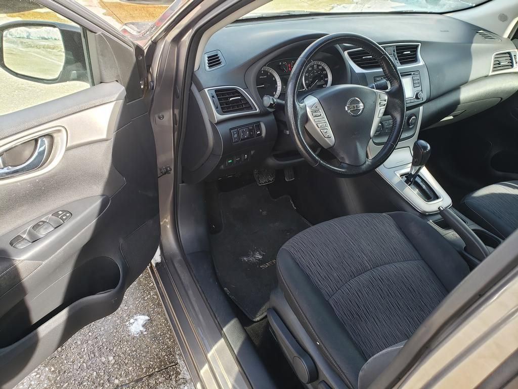Used 2015 Nissan Sentra SV image 14