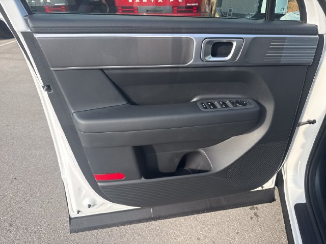 New 2027 Hyundai Santa Fe SE FWD image 12