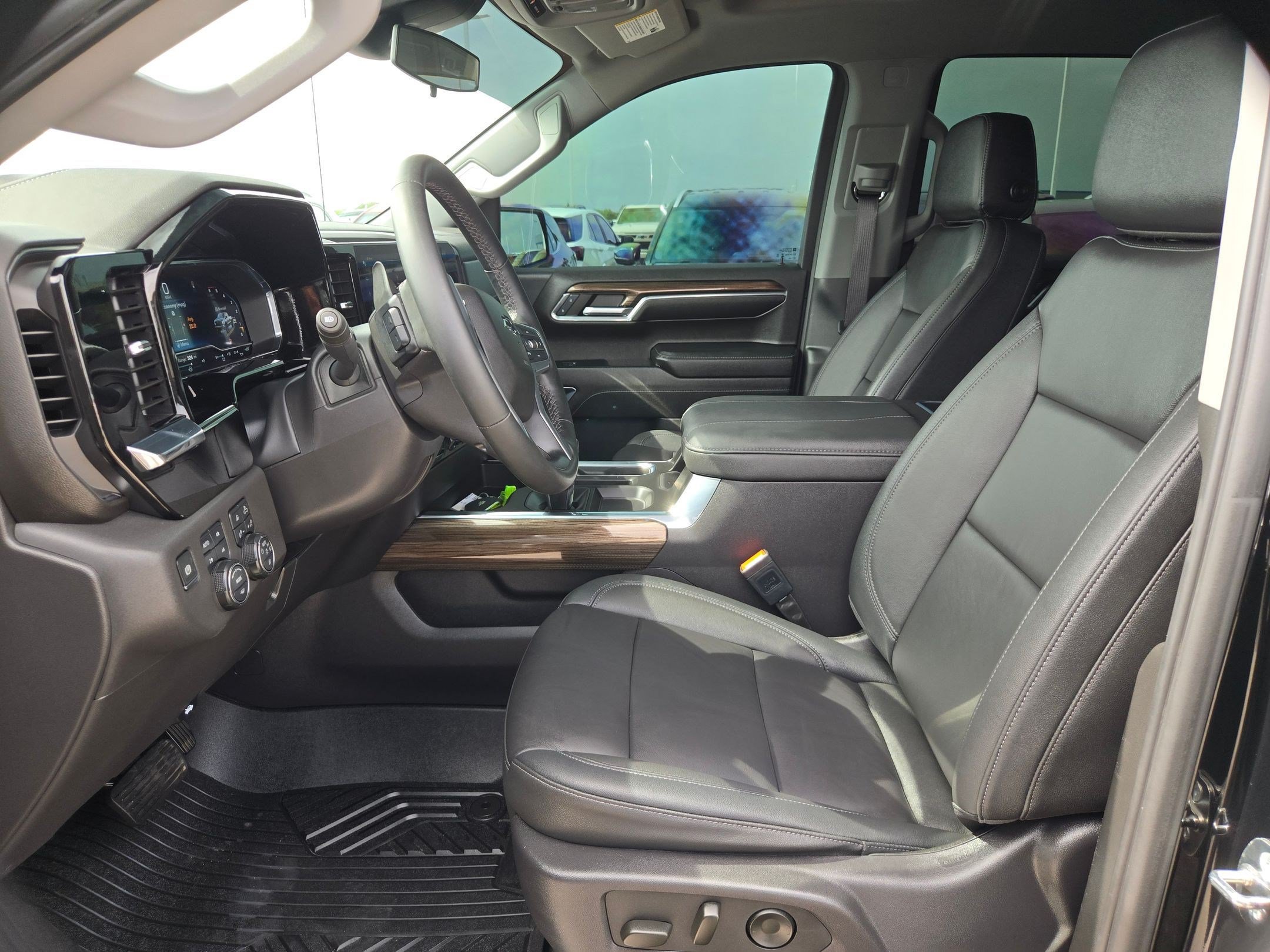 Certified 2024 Chevrolet Silverado 1500 LT Trail Boss w/ LT Trail Boss Premium Package AWD/4WD image 9