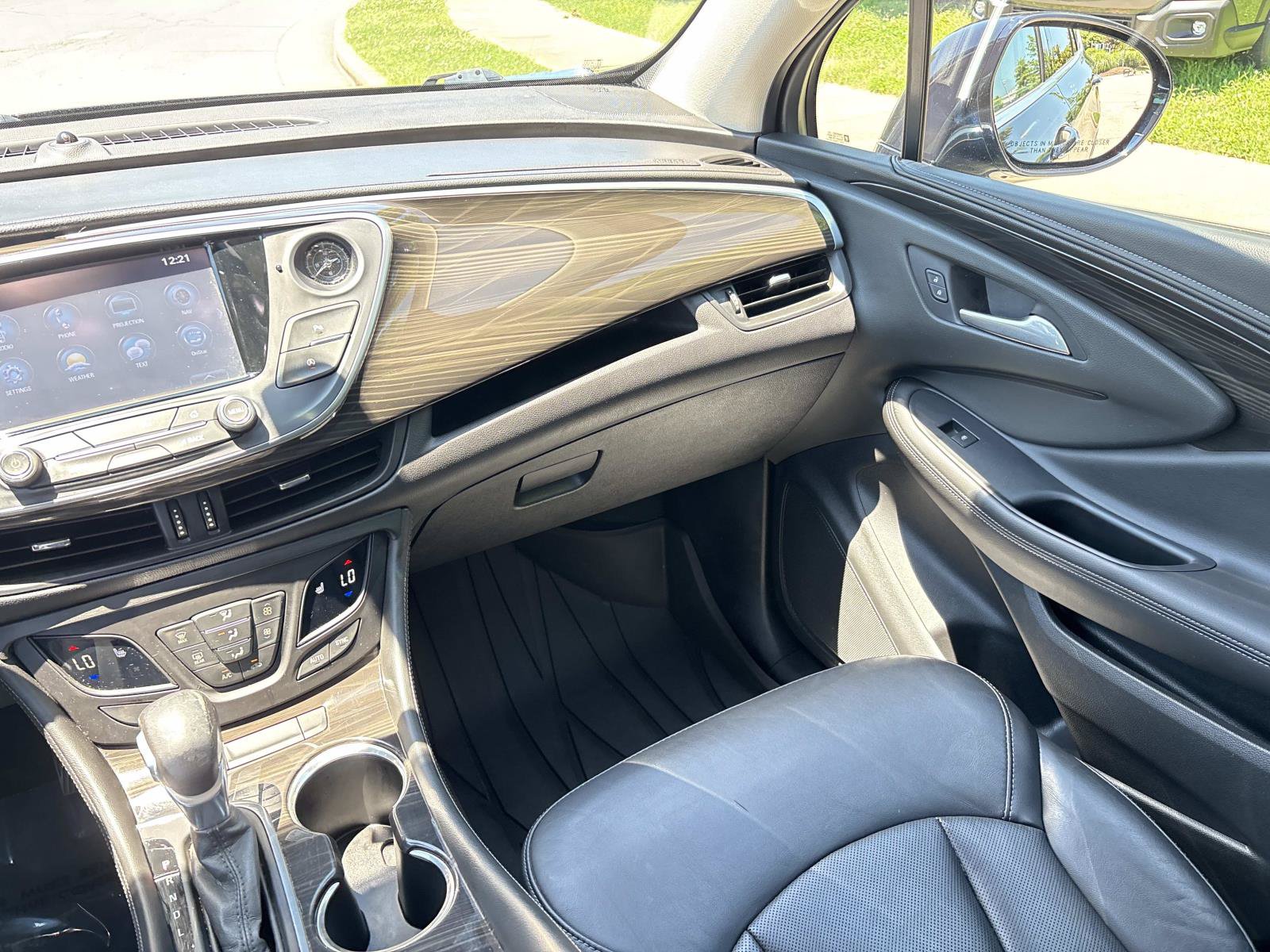 Used 2020 Buick Envision Essence w/ Experience Buick Package FWD image 26
