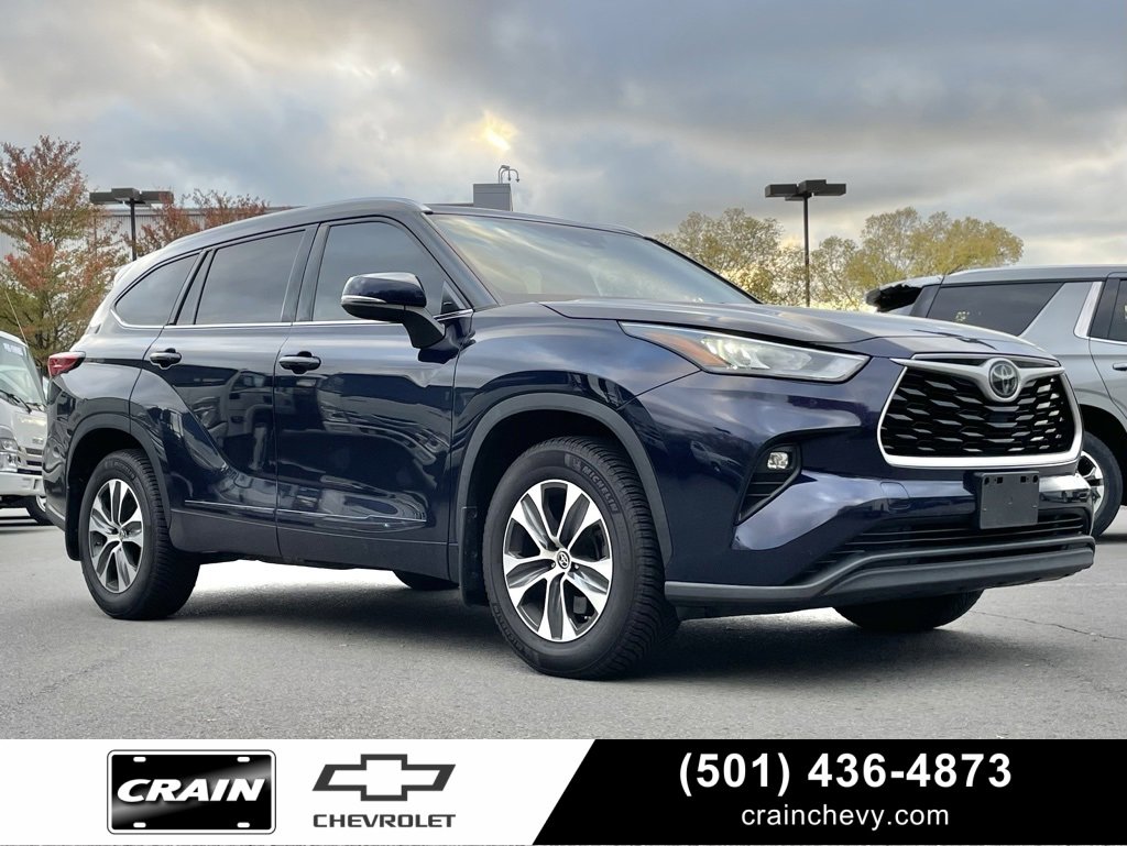 Used 2020 Toyota Highlander XLE