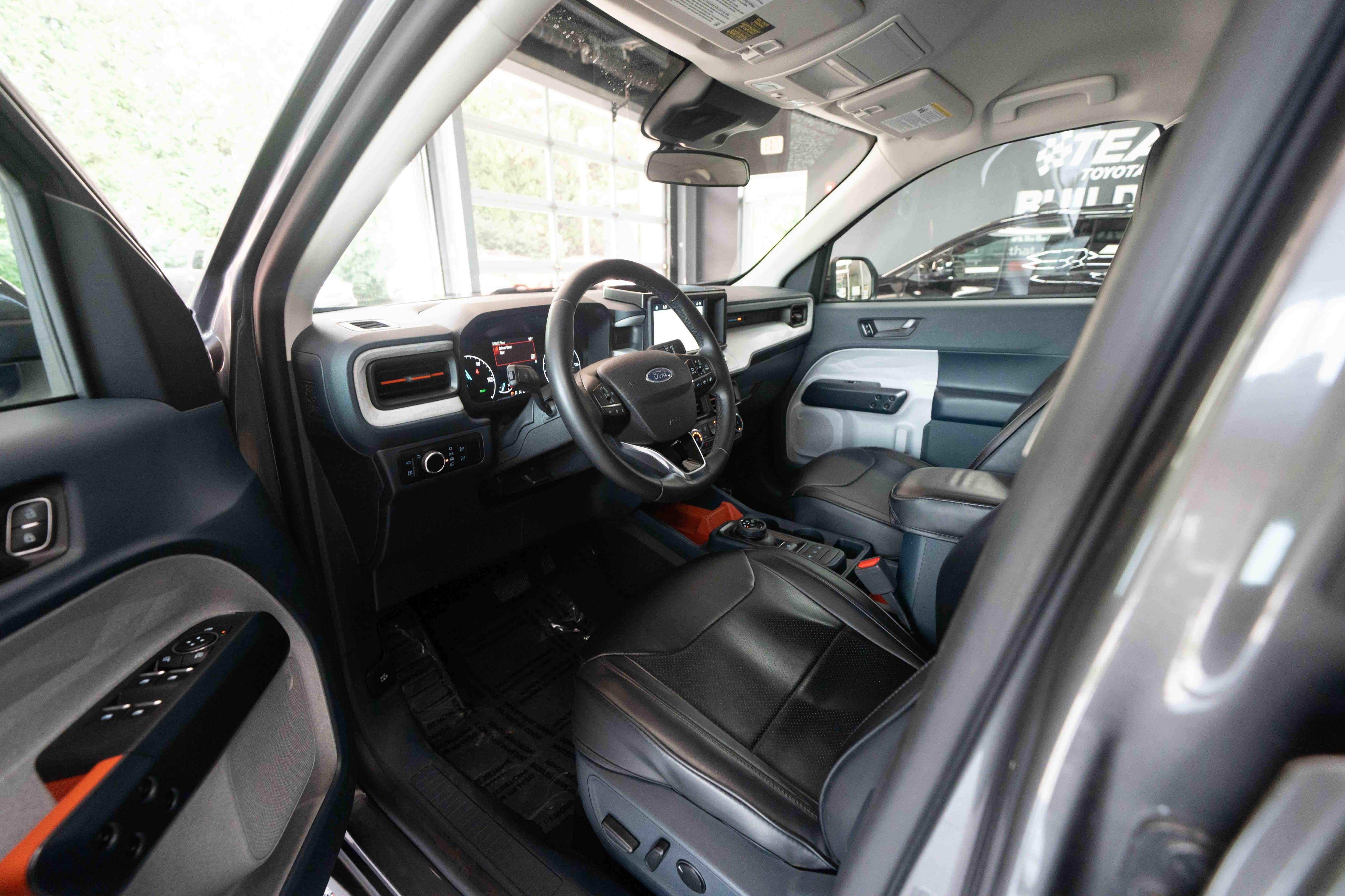 Used 2023 Ford Maverick XLT w/ XLT Luxury Package FWD image 8
