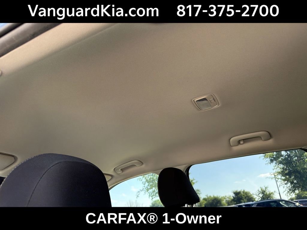 Certified 2023 Kia Sorento LX image 18