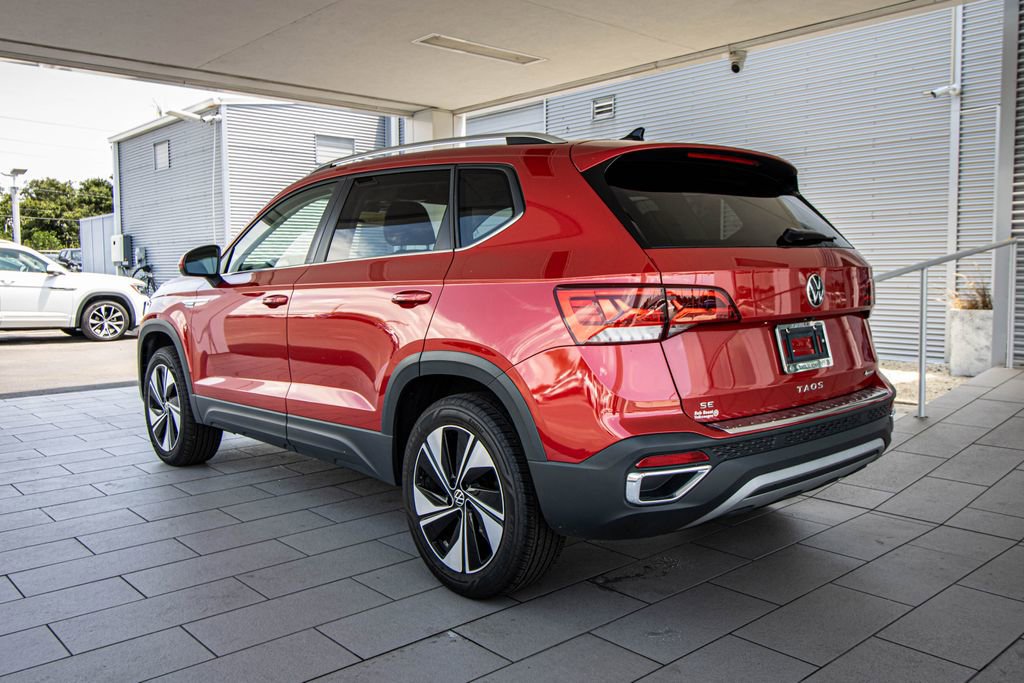 Used 2024 Volkswagen Taos SE AWD/4WD image 12
