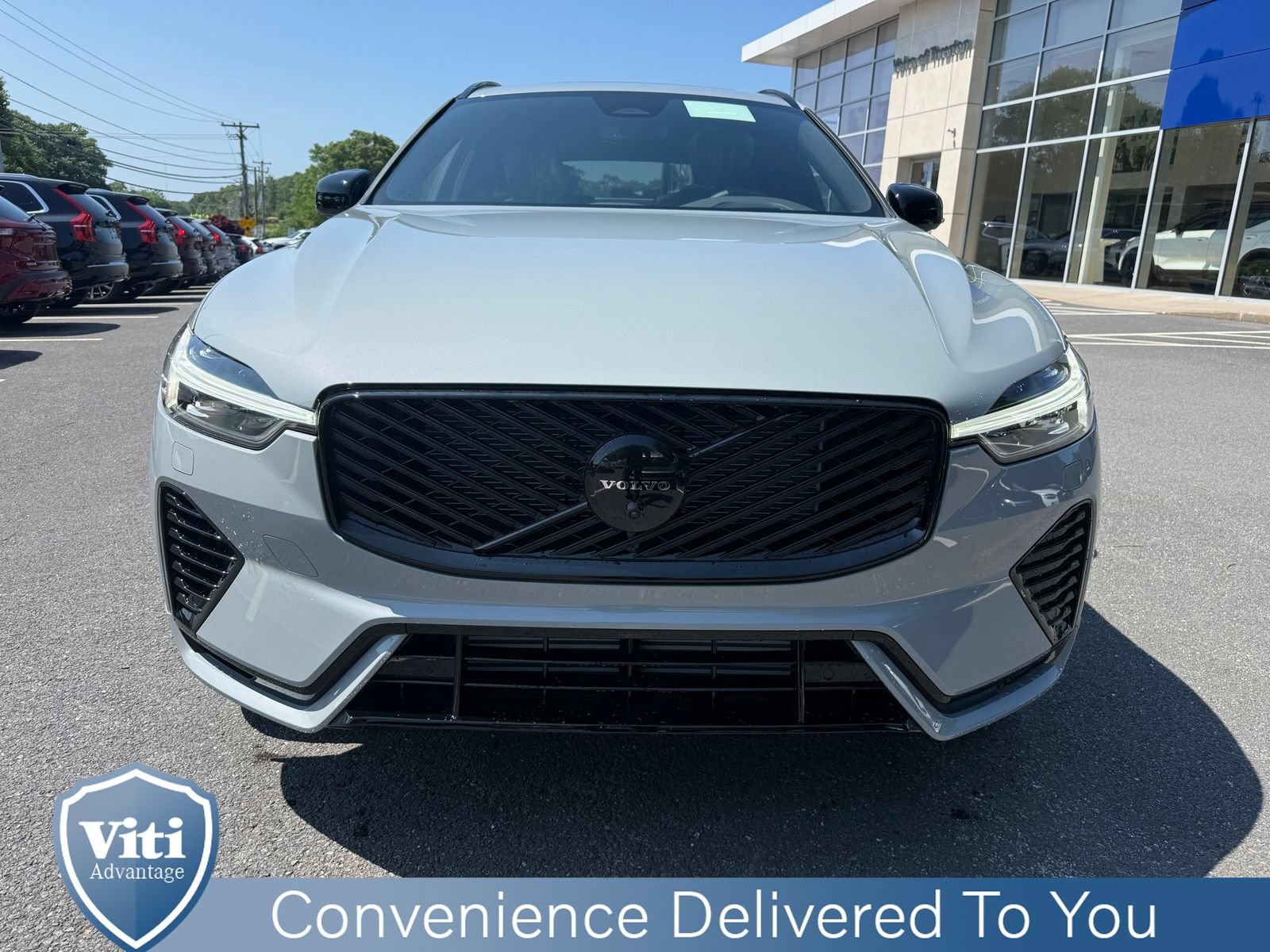 New 2026 Volvo XC60 T8 Ultra w/ Protection Package Premier AWD/4WD image 3
